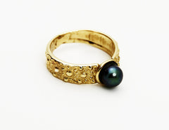 14K Gold Ring with Akoya Cultured Black Pearl