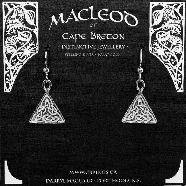 Celtic Knot Triangle Small     E-102B