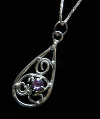 Wire Design Teardrop pendant with gemstone